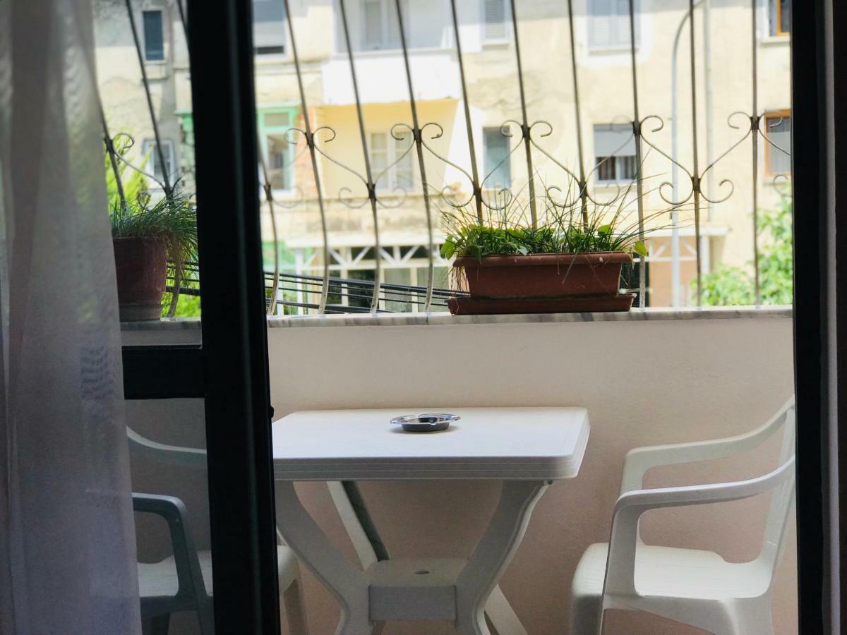 City Rooms And Studio Apartments Tirana Extérieur photo